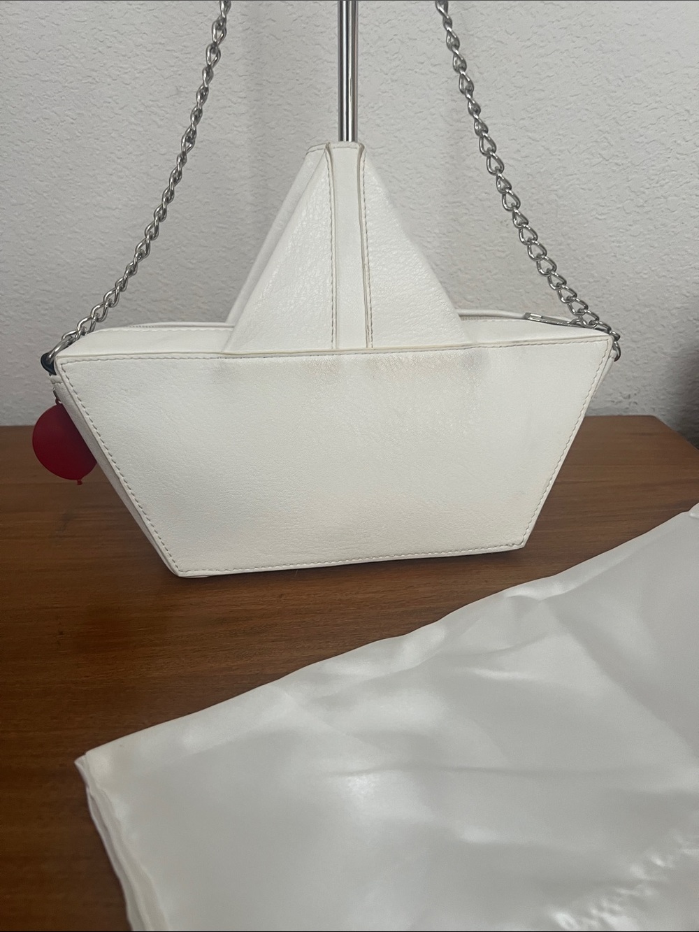 SS Georgie crossbody bag movie IT collectible. Guc - Picture 5 of 9